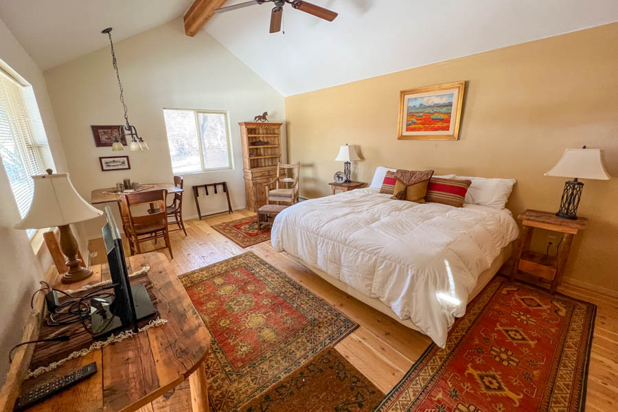 Riverbend House bedroom shot Ennis, MT vacation rental