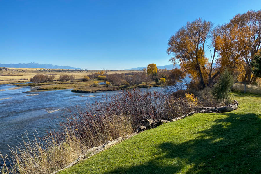Riverbend House backyard Madison River vacation home