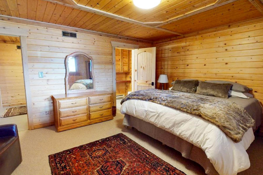 Ennis, MT vacation home