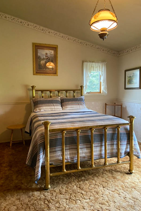 Scenic Ennis, MT home