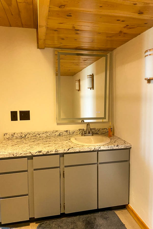 Fox Den bathroom Ennis MT vacation home