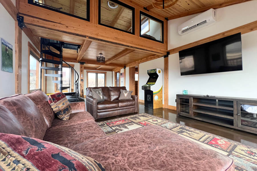 Fox Den living room Ennis, MT vacation home