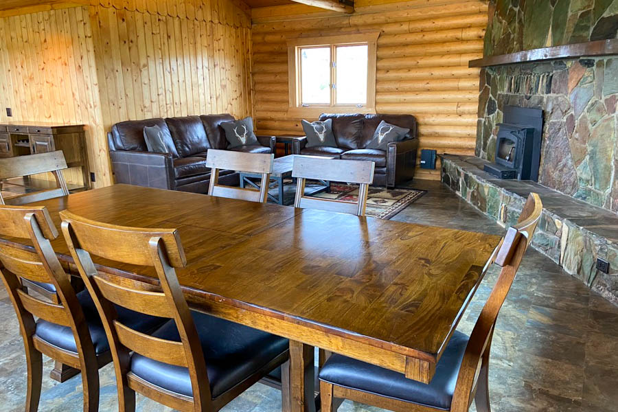Fox Den dining room Ennis, MT rental house