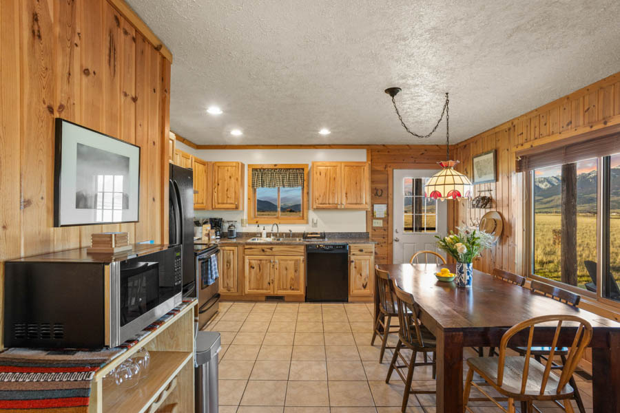 Paradise Valley Vacation Rental Home Blackhawk Cabin