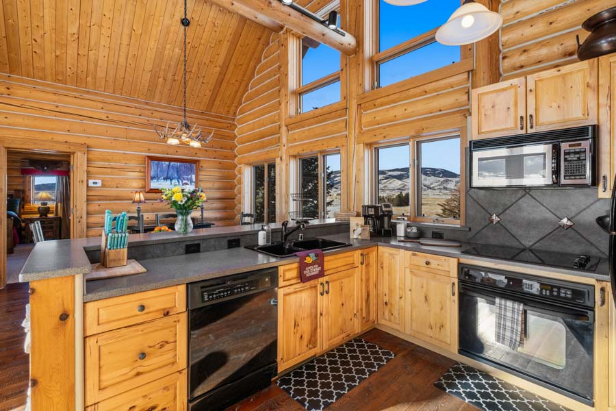 The Chalet Paradise Valley Vacation Rental Home kitchen