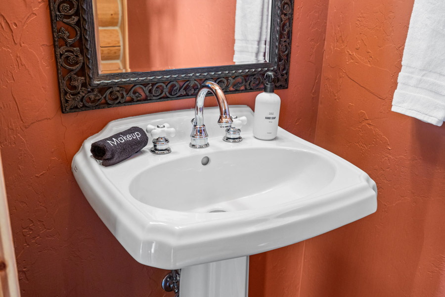 The Chalet Rental Home in Paradise Valley Montana sink