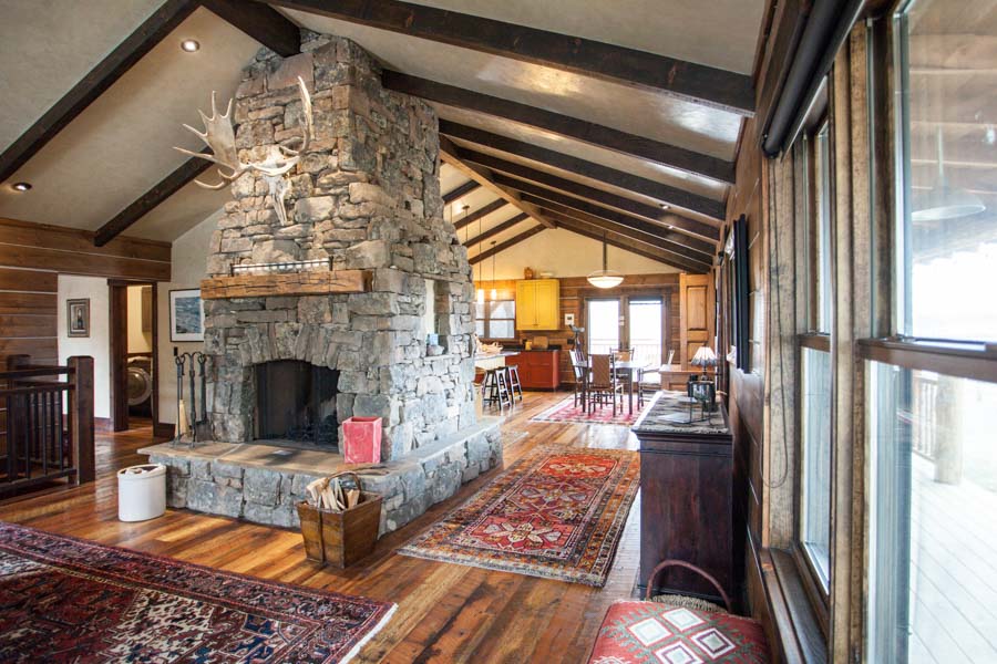 Paradise Valley Vacation Rental Home Crane's Bend interior