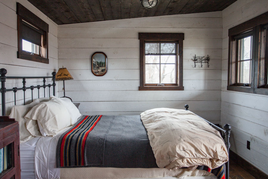 Crane's Bend Paradise Valley Vacation Rental Home bedroom