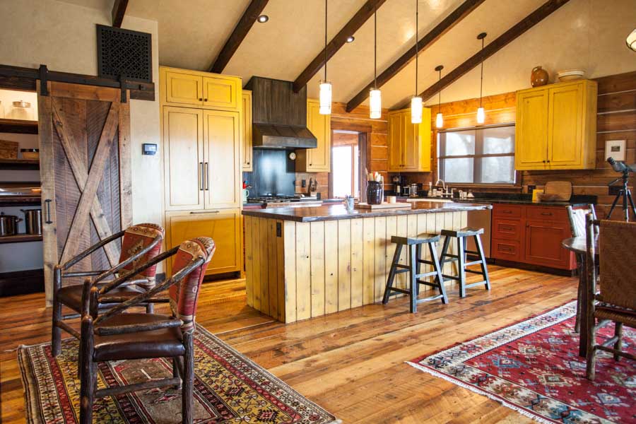 Crane's Bend Rental Home in Paradise Valley inside