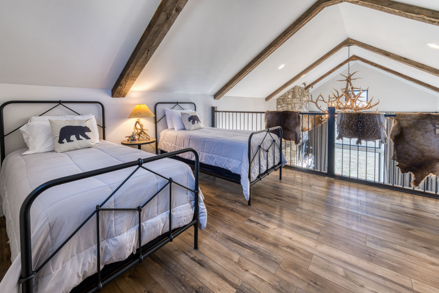 Paradise Valley Rental Home Double MM Ranch beds