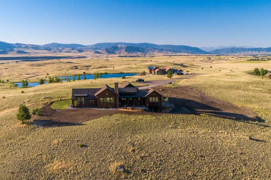 Livingston Montana Vacation Rental Home Emigrant Peak Lodge drone