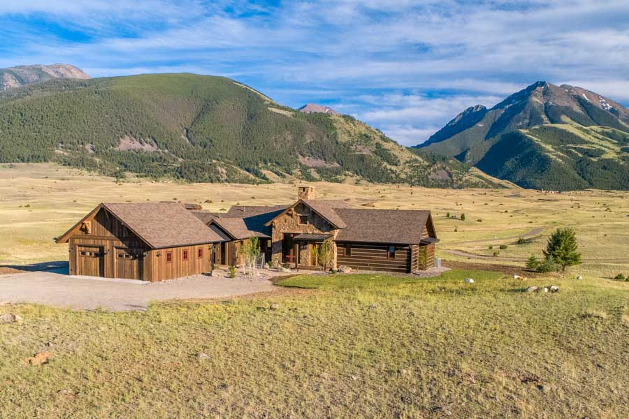 Livingston Montana Vacation Rental Home Emigrant Peak Lodge drone