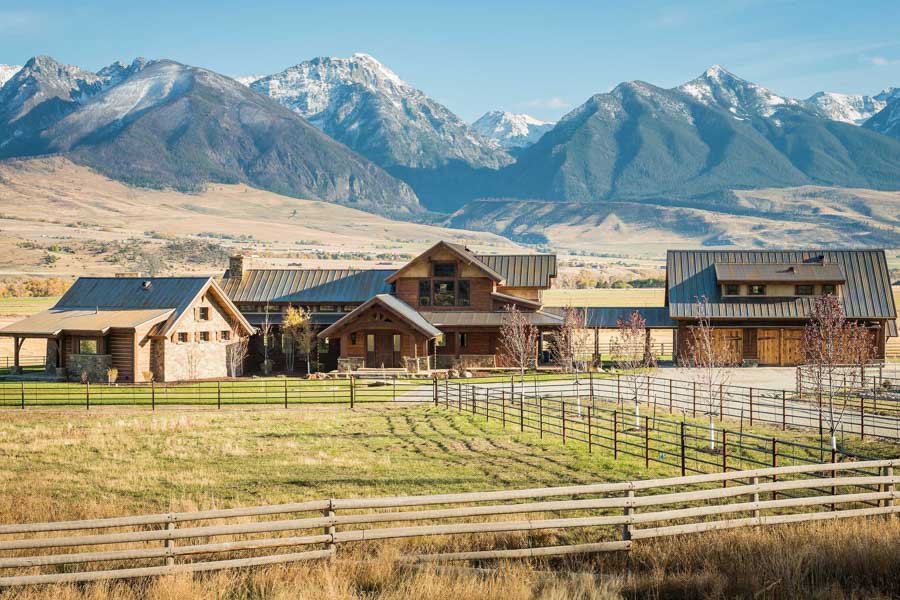 Emigrant Peak Lodge Paradise Valley vacation rental outside