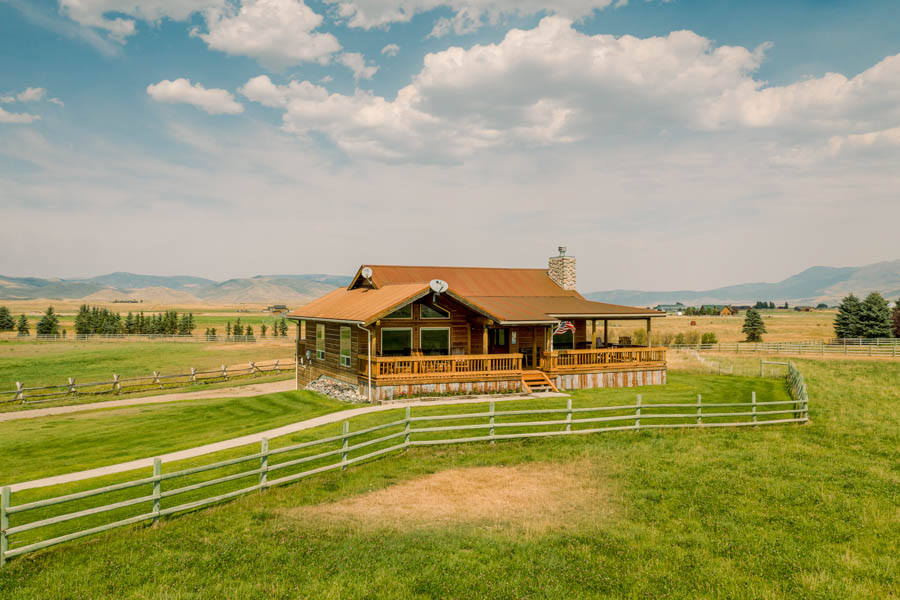 Horseshoe Ranch Paradise Valley Rental Home property drone view
