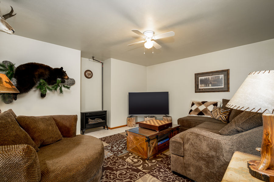 Paradise Valley Rental Home Horseshoe Ranch inside