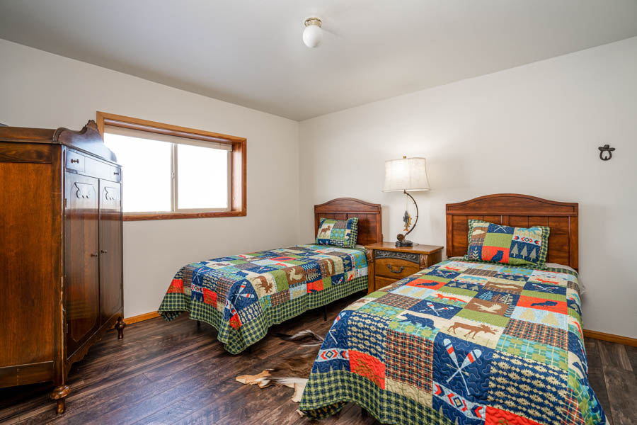 Paradise Valley Rental Home Horseshoe Ranch bed