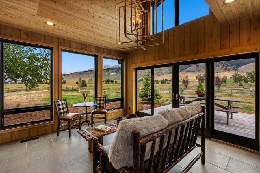 Paradise Valley Vacation Rental Home Lodge at Elbow Creek interior