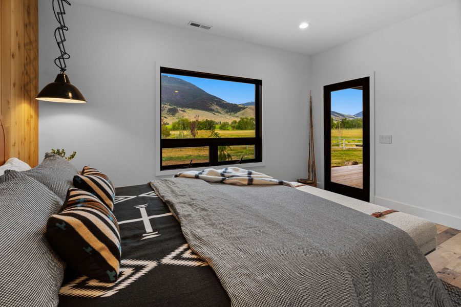 Livingston Vacation Home Lodge at Elbow Creek room