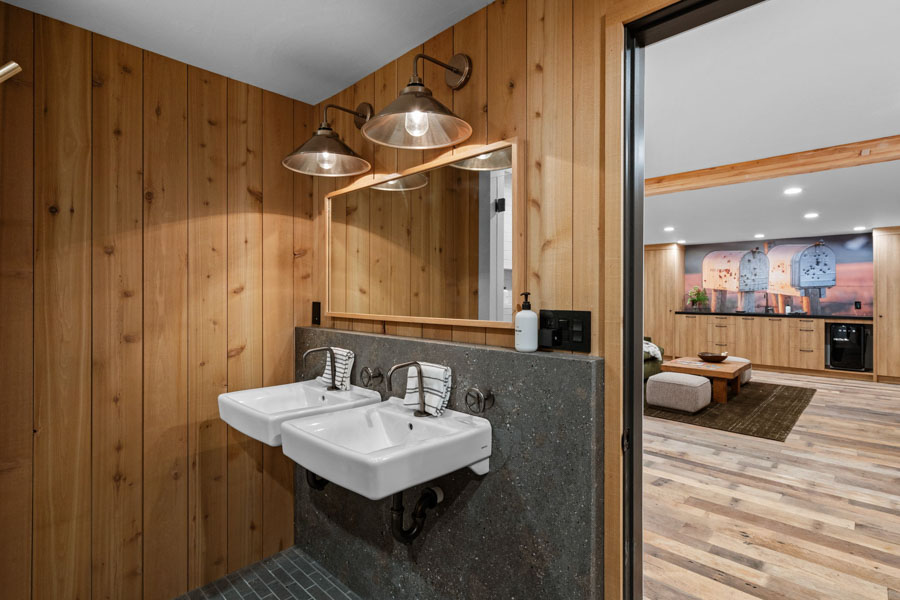 Lodge at Elbow Creek Paradise Valley Rental Home sink