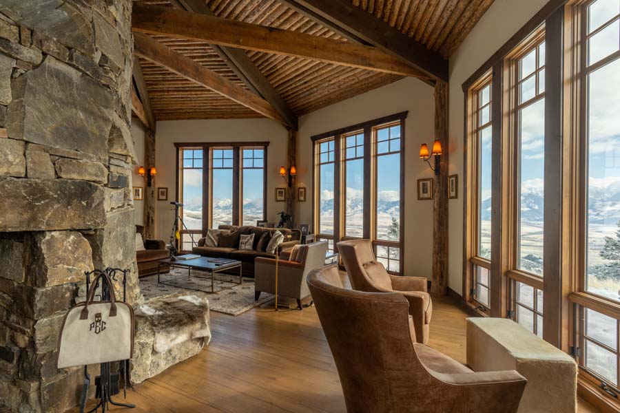 Vacation Rental Home in Paradise Valley New Moon Lodge interior