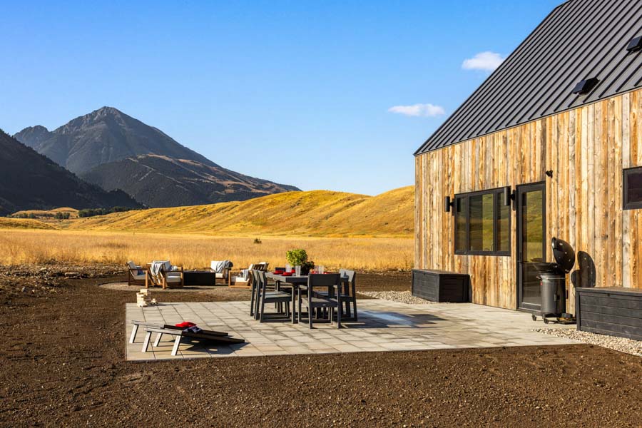 Paradise Retreat at Chico Paradise Valley Rental Home patio