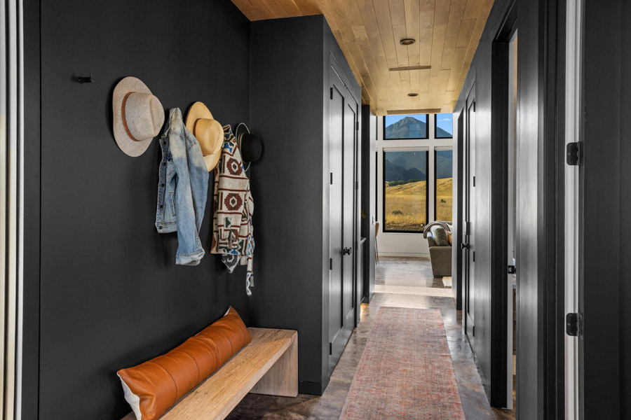 Paradise Retreat at Chico Vacation Rental Home inside