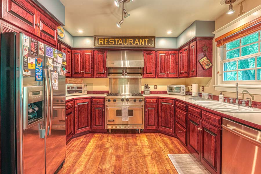 Paradise Valley MT Rental Home Red House Homestead kitchen