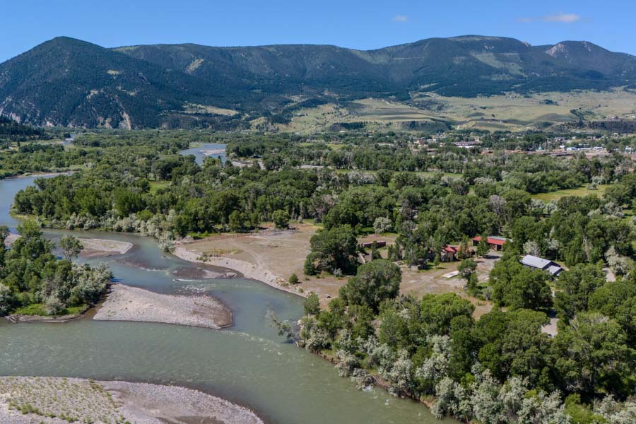 River Island Retreat Yellowstone River Rental Home property