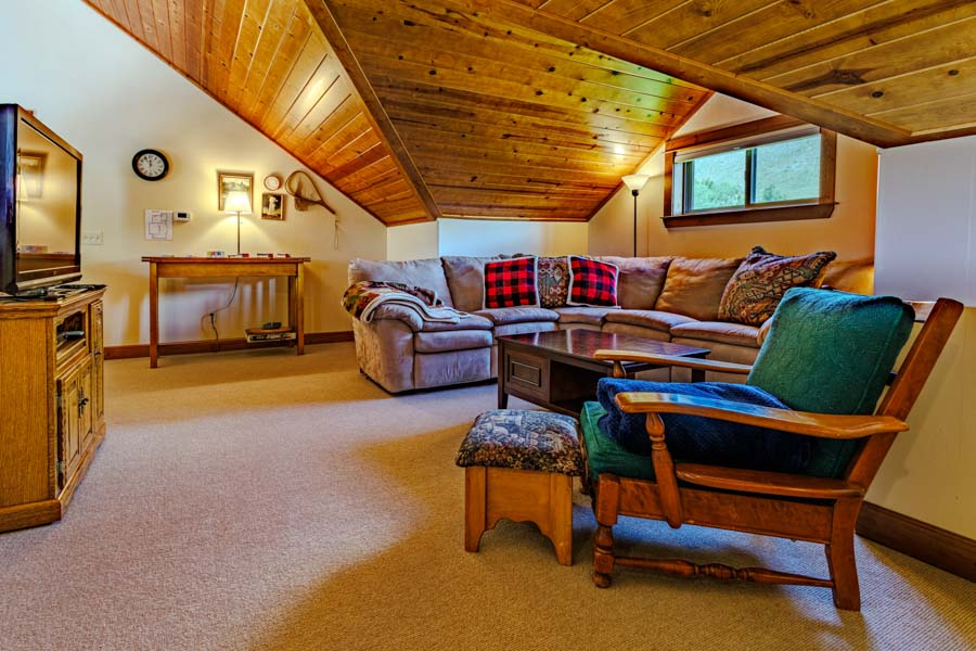 Livingston rental home River Run loft