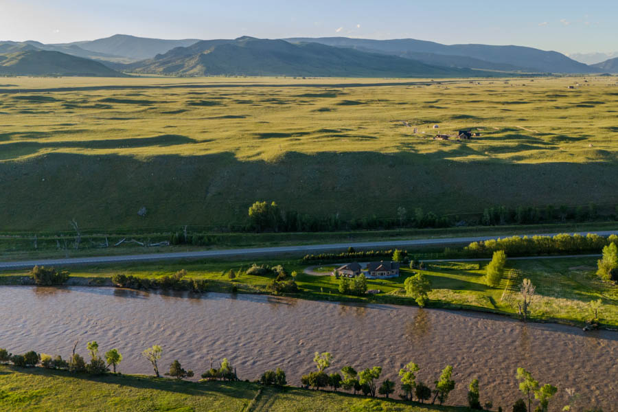 River Run waterfront rental home in Paradise Valley drone