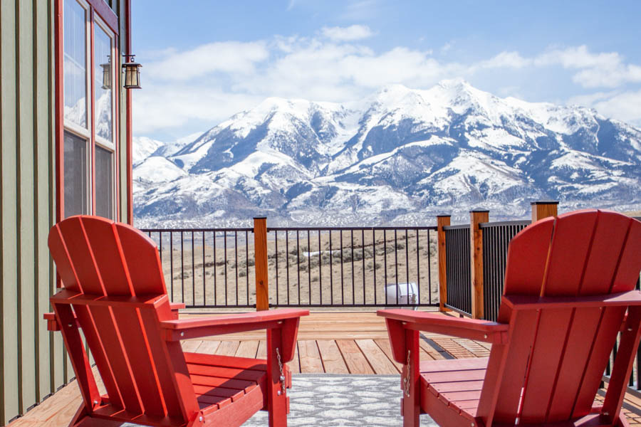 Livingston Montana Vacation Rental Home Sapphire Sunrise deck view
