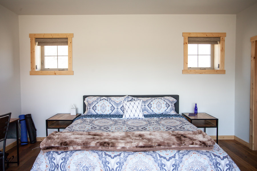 Sapphire Solace Vacation Rental Home in Paradise Valley bed