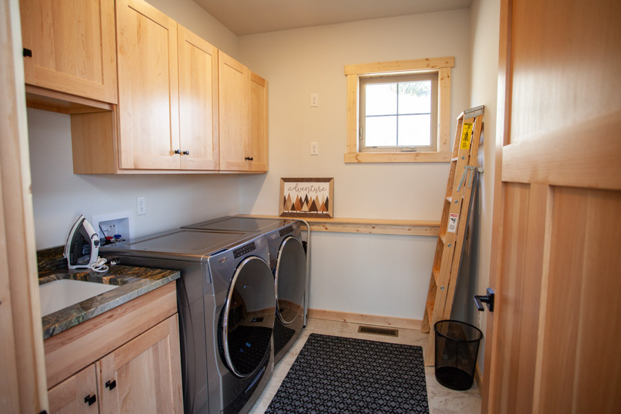 Vacation Rental Home in Paradise Valley Sapphire Solace laundry