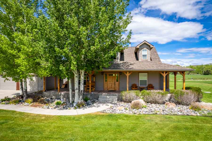 Vacation Rental Home with private river access Trout House