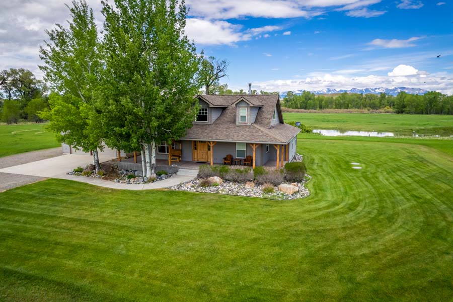 Trout House Vacation Rental Home on the Shields River