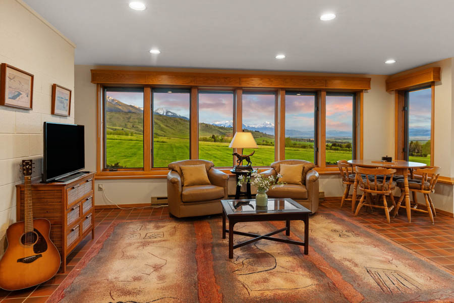 Paradise Valley Vacation Rental Home Valley View Lodge interior