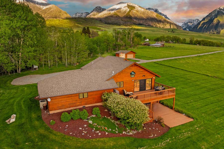 Valley View Lodge Vacation Rental Home in Paradise Valley drone