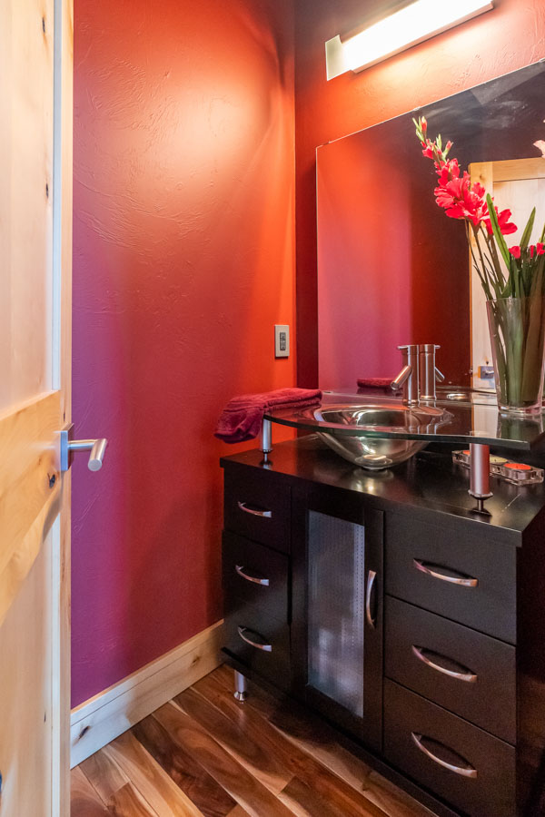 Yellowstone Beach Club bathroom