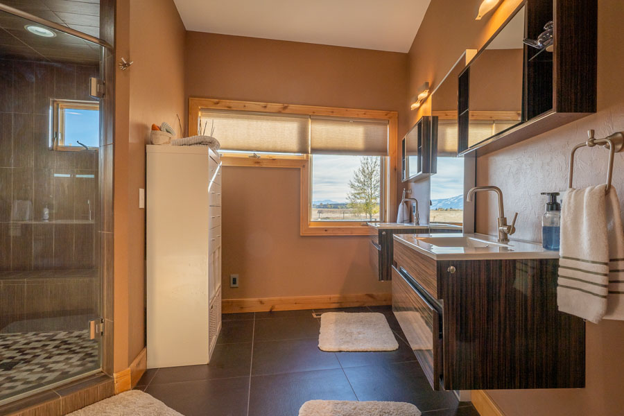 Yellowstone Beach Club restroom