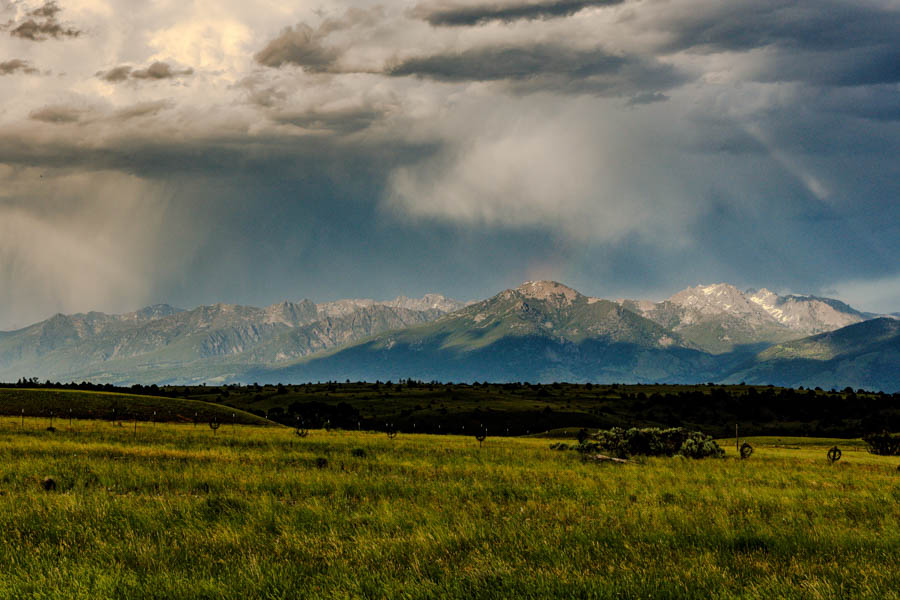 Paradise Valley Rental Home Yellowstone Trail view