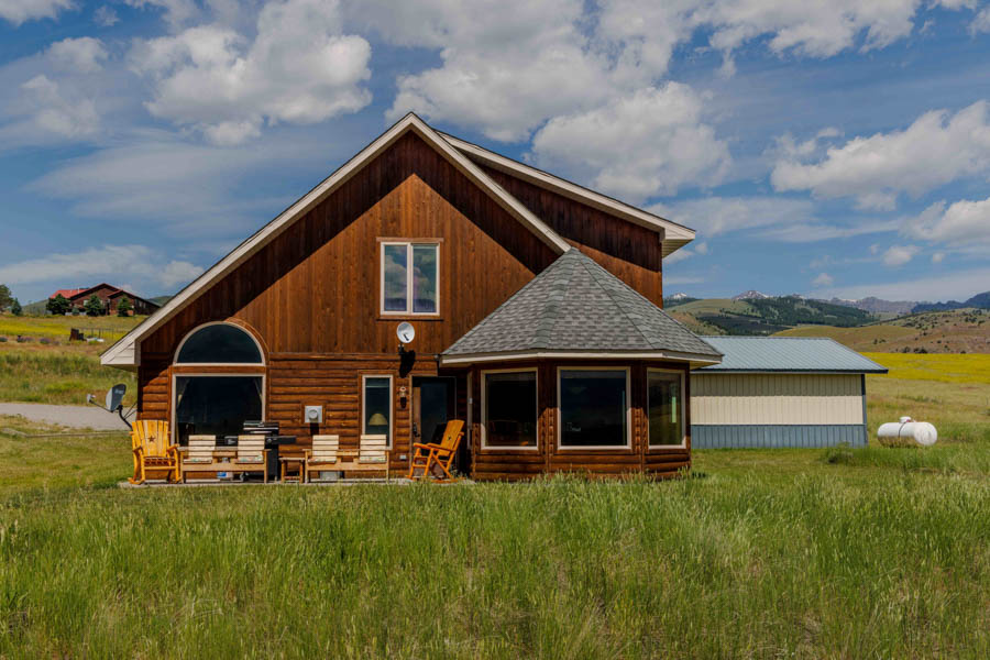 Yellowstone River Rental Home Yellowstone Trail outside