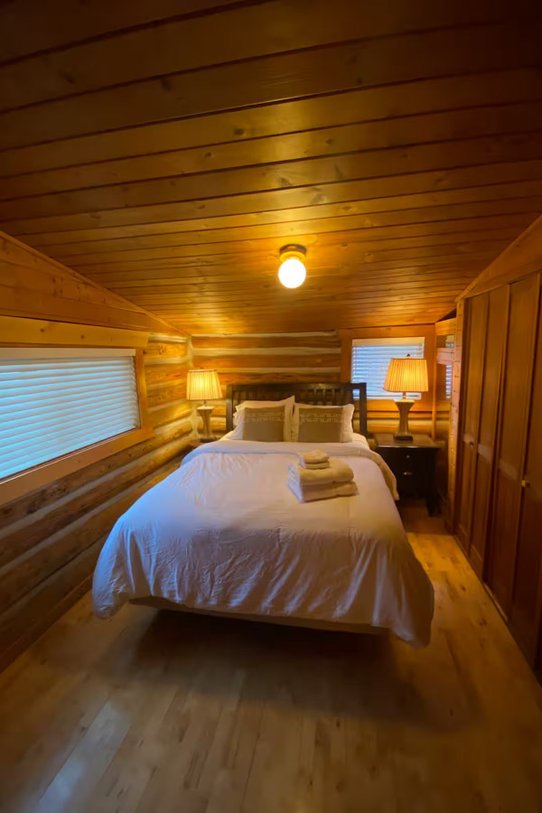 Creekside Cabin at Erik's Ranch