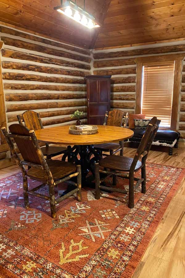 Creekside Cabin at Erik's Ranch