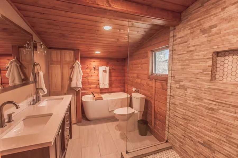 Creekside Cabin at Erik's Ranch