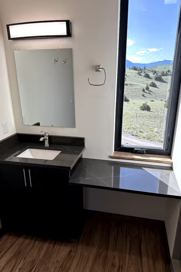 Elsa's House Eriks Ranch