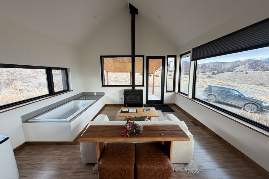 Elsa's House Erik's Ranch