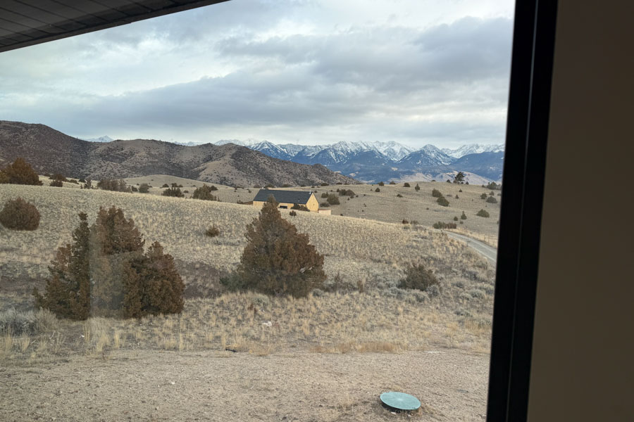 Erik's Ranch &amp; Retreat Meredith's House view